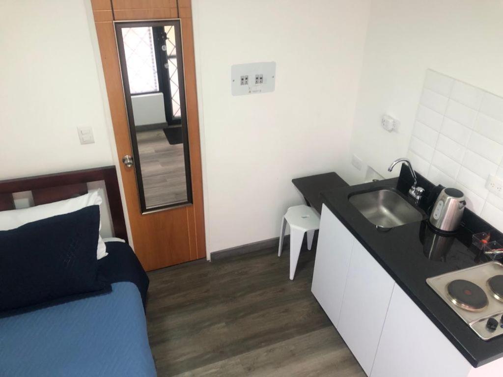 Apto Privado Cerca Al Aeropuerto -Transporte Disponible Bogotá Eksteriør billede